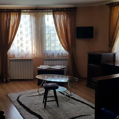 мария